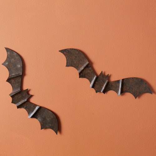 Rustic Metal Bat Wall Decor